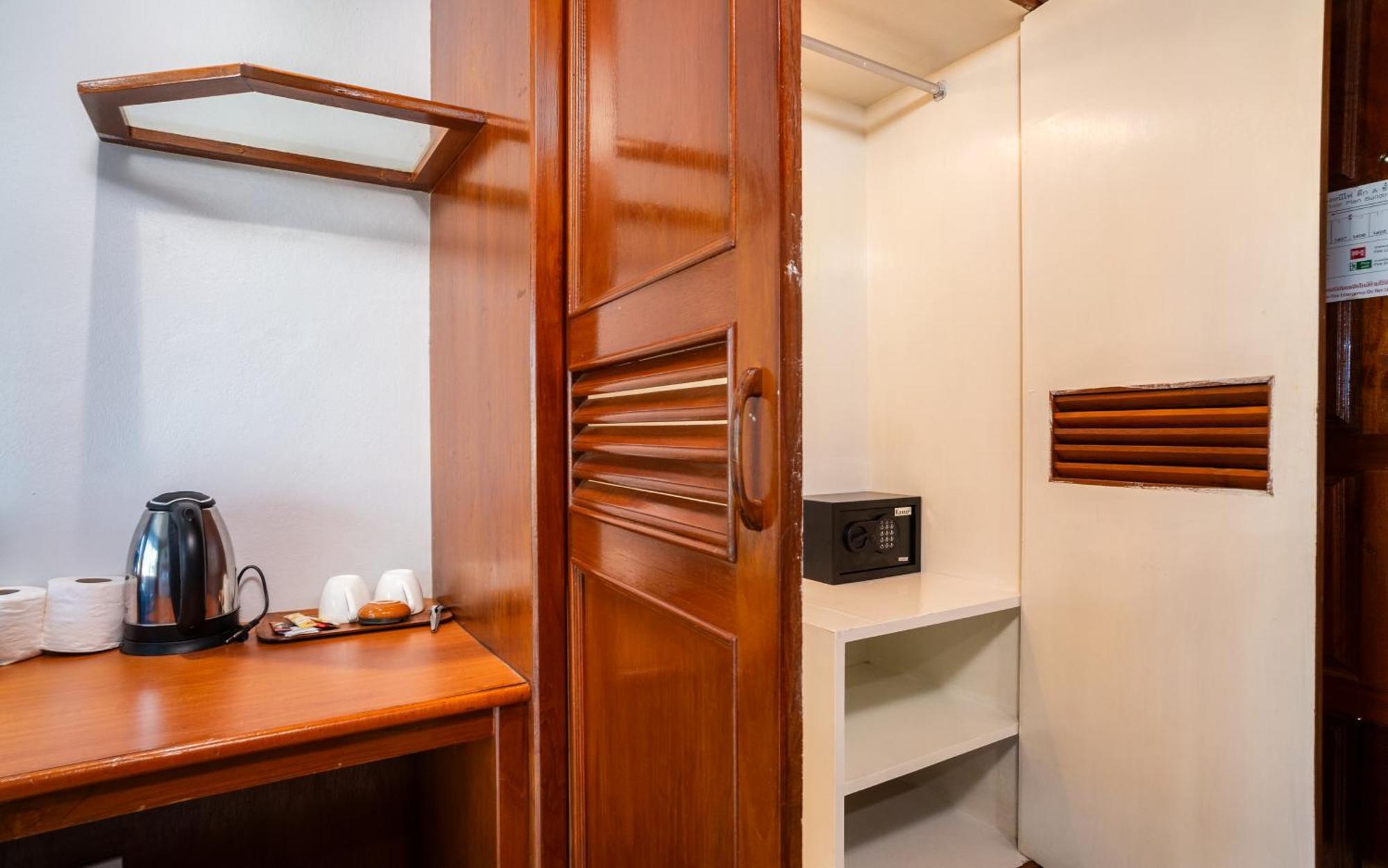 Gp House Phuket Patong Beach Ngoại thất bức ảnh